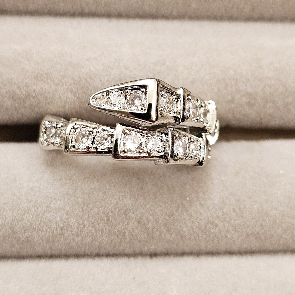 Snake zircon ring